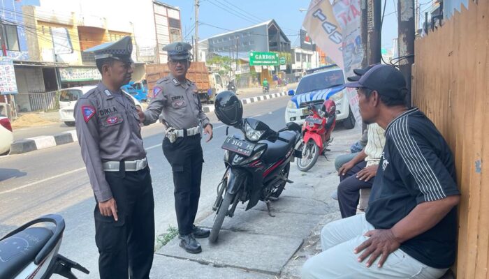 Satlantas Polres Karawang Ajak Masyarakat Tingkatkan Kamseltibcarlantas