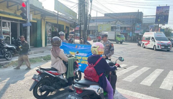 Ops Mantap Brata, Satlantas Polres Karawang Kampanyekan Tertib Berlalu Lintas