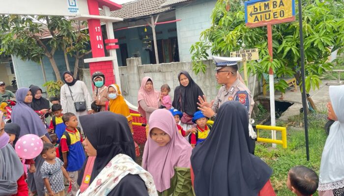 Ops Mantab Brata, Satlantas Polres Karawang Sosialisasi Kamseltibcarlantas dan Pemilu Damai