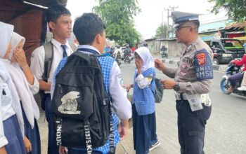 Ops Mantap Brata, Satlantas Polres Karawang Bina Etika Disiplin Remaja