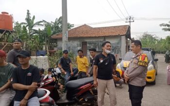 Aksi lingkungan warga desa sumurkondang Geruduk PT doohwan Design Indonesia