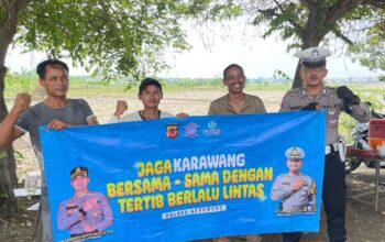Kegiatan Humanis Satlantas Polres Karawang Kepada Masyarakat