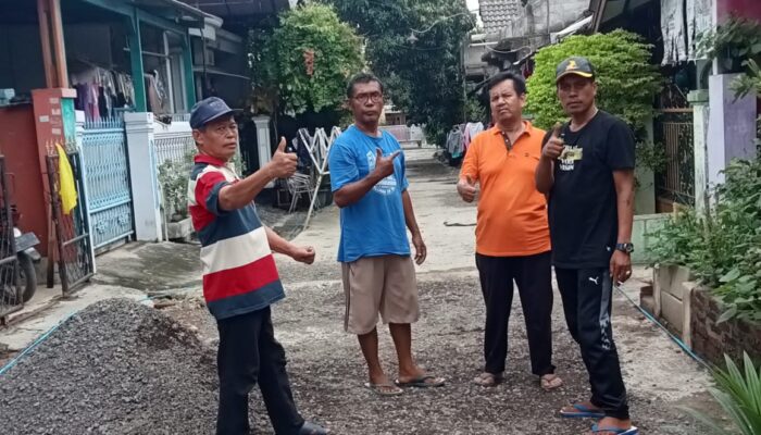 Peningkatan Jalan Poros Griya Permai Blok C Disambut Baik Oleh Warga