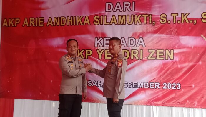 Sertijab Kapolsek Cibarusah Dari AKP Arie Andhika Silamukti.S.T.K.,S.I.K.,M.Si Kepada AKP Yendri Zen