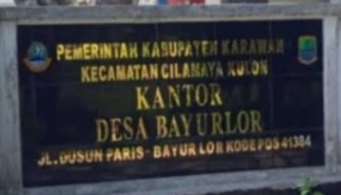 Di Duga Kepala Desa Bayur Lor Karawang Jarang ngantor
