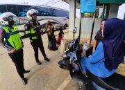 Upaya Satlantas Polres Karawang, Tumbuhkan Minat Kamseltibcarlantas Kepada Pemudik Nataru