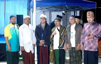 Sambut Hari Santri Nasional Pondok Pesantren At-Thohirin Gelar Santunan Anak yatim