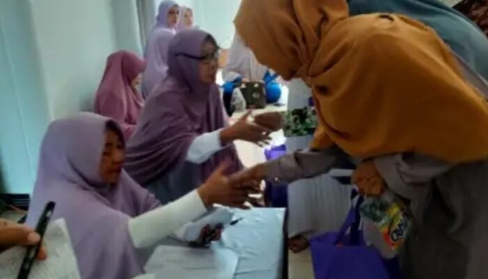Mushola Al Hikmah Griya Permai Blok C Pucung Karawang Gelar Santunan Anak Yatim Piatu