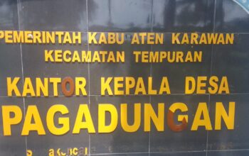 Di Duga Kades  Pegadungan Karawang   H Olim Jarang Ke Kantor Dan  Susah untuk Di Temui Awak  Media