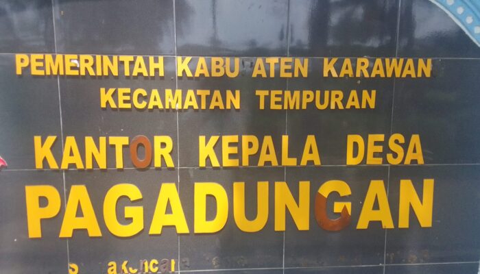 Di Duga Kades  Pegadungan Karawang   H Olim Jarang Ke Kantor Dan  Susah untuk Di Temui Awak  Media