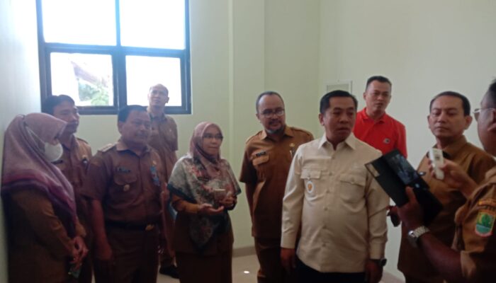 Bupati Karawang H. Aep Saepulloh, SE. Monitoring Puskesmas Wanakerta.