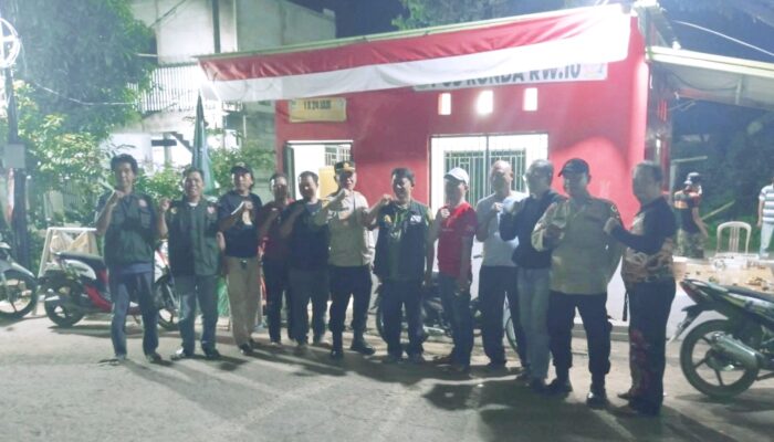 Kapolsek Cibarusah Berikan Pesan Kamtibmas Di RW 10 Desa Sindang Mulya Bekasi