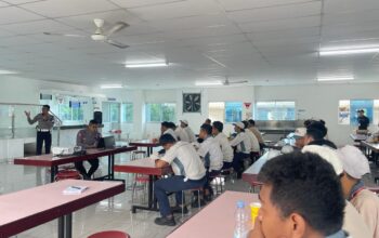 Satlantas Polres Karawang Menggelar Pelatihan Safety Driving Bagi Karyawan