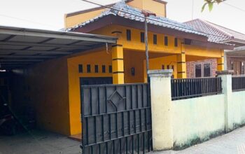 Di Jual Rumah Di Cikampek Barat Dengan Luas Tanah 307 M2