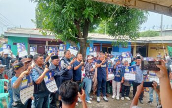 Saan Mustopa M,SI Dan Ade Sobari DPRD Karawang  Sosialisasi, gerakan Perubahan Bersatu Berjuang Menang