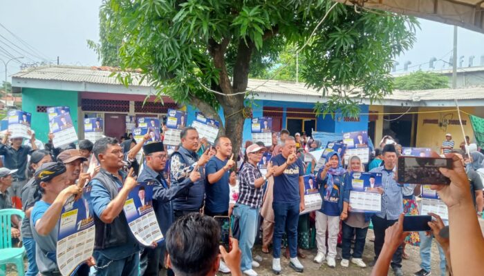 Saan Mustopa M,SI Dan Ade Sobari DPRD Karawang  Sosialisasi, gerakan Perubahan Bersatu Berjuang Menang
