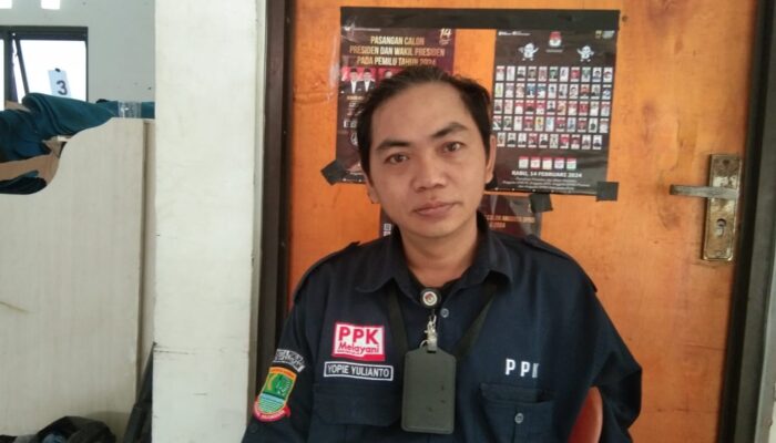 Rapat Pleno PPK Klari Hari ke lima di Kecamatan Klari Karawang