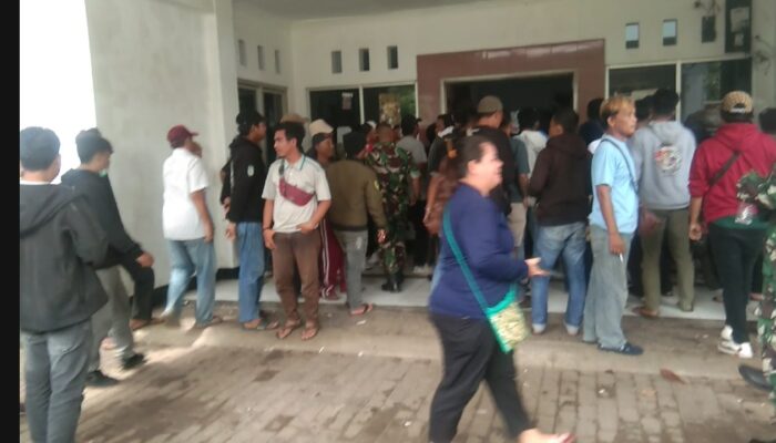 Di Duga terjadi Penggelembungan Suara salah satu calon legislatif di PPK Cikampek.