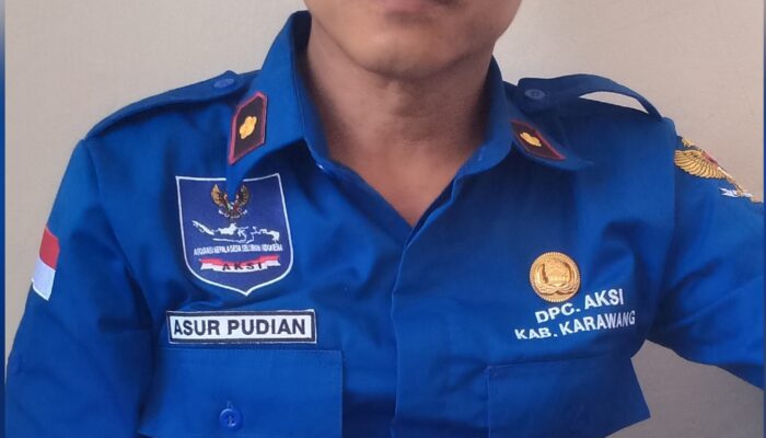 Pemdes. Karyasari Kab. Karawang Mengadakan Isro’miroj.