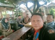 Kades Mekarjaya ,Hj Euis Suyeti Menerima Kunjungan Awak Media Setelah Libur Hari Raya Iedul Fitri