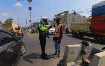 Satlantas Polres Karawang Imbau Warga, untuk Tidak Buka Tempat Putar Balik