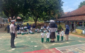 Keseruan Edukasi Polsanak Anak-Anak TK, Bersama Satlantas Polres Karawang