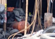 Kompresor Tambal Ban Meledak di Desa Sukaragam Kecamatan Serang Baru Bekasi Menelan Korban Jiwa.