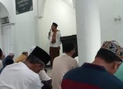Warga Perum Griya Permai Blok C Desa Pucung Kotabaru Karawang Gelar Sholat Idul Adha di Mushola Al – Hikmah