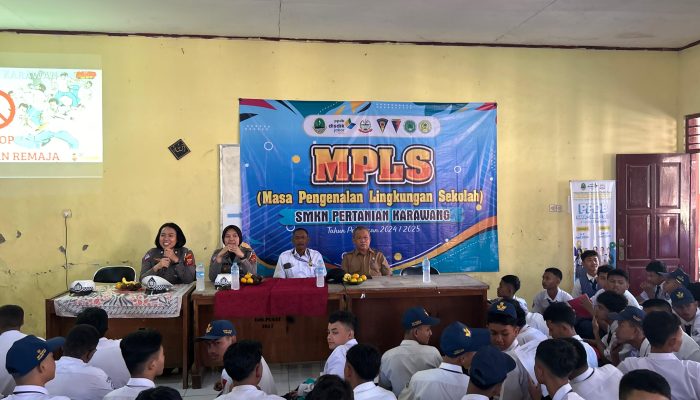 Materi MPLS! Satlantas Polres Karawang Sosialisasi Ops Patuh Lodaya Kepada Pelajar