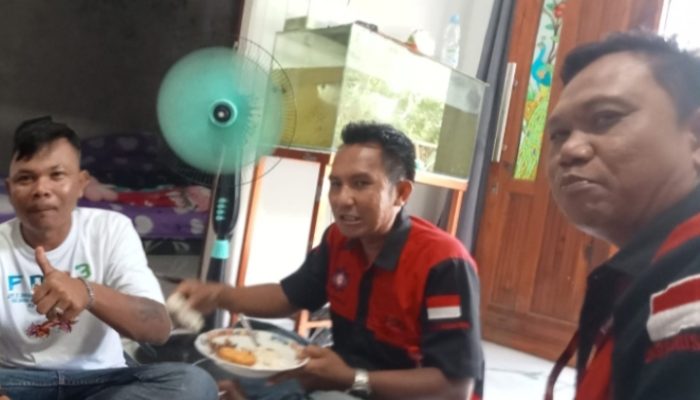 Redaksi Nurjatinews.com Jalin Silaturahmi Dengan Ketua PAC PP Ciampel Karawang