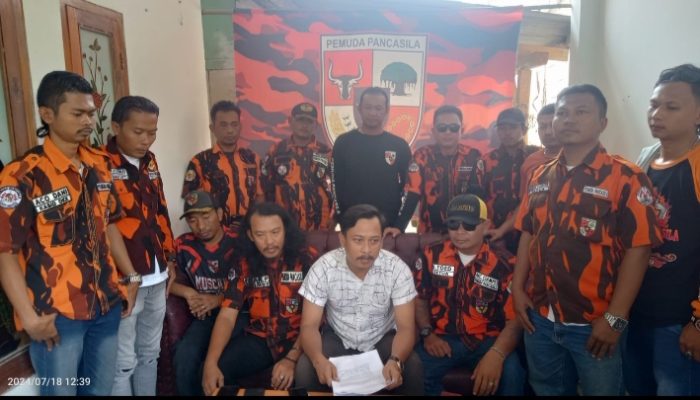 Ketua organisasi Pemuda Pancasila cabang Ciampel lakukan jumpa Pers terkait Surat pernyataan sikap dari dua kepala desa*