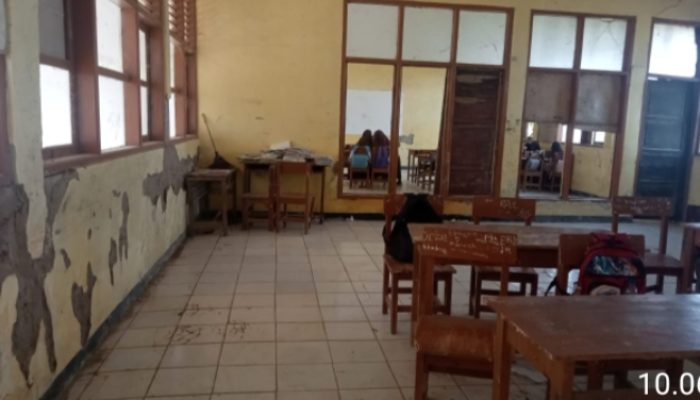 SDN Lemahkarya III Kecamatan Tempuran Karawang Butuh bantuan Pemerintah