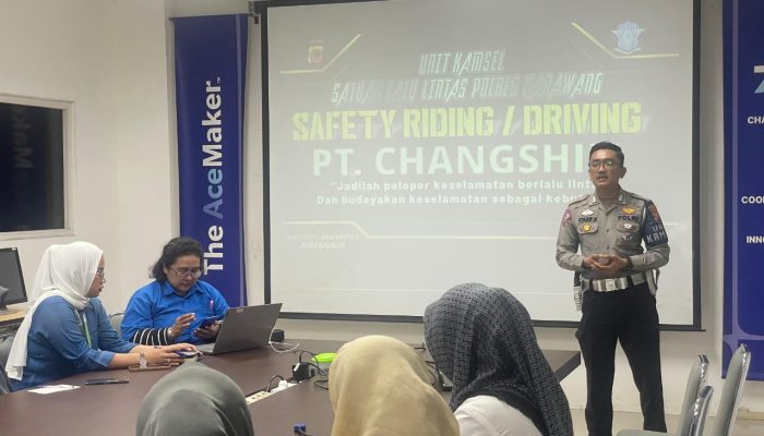Satlantas Polres Karawang Menggelar Sosialisasi Safety Riding di PT. Changsing