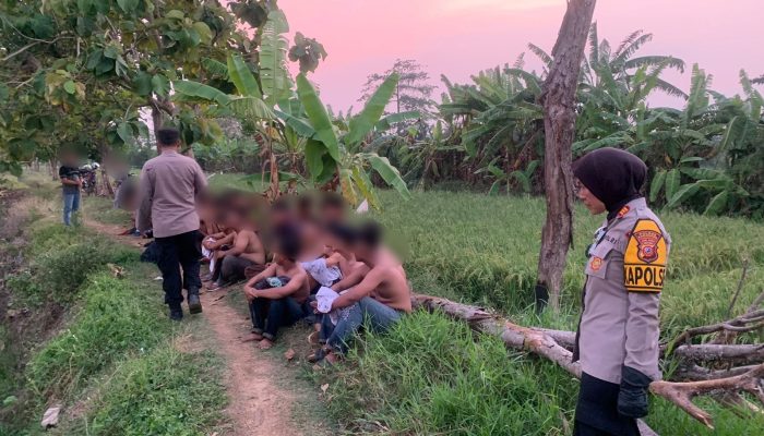 Kapolsek Telukjambe Timur Amankan 30 Remaja yang Terlibat Tawuran dan Balapan Liar