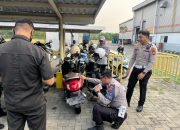 Satlantas Polres Karawang Sosialisasi Safety Riding Kepada Karyawan Pabrik