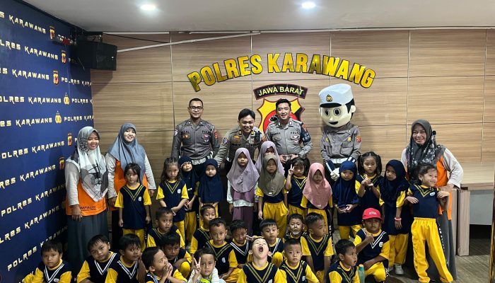 Sat Lantas Polres Karawang Gelar Kegiatan Polsanak Bersama Anak Usia Dini