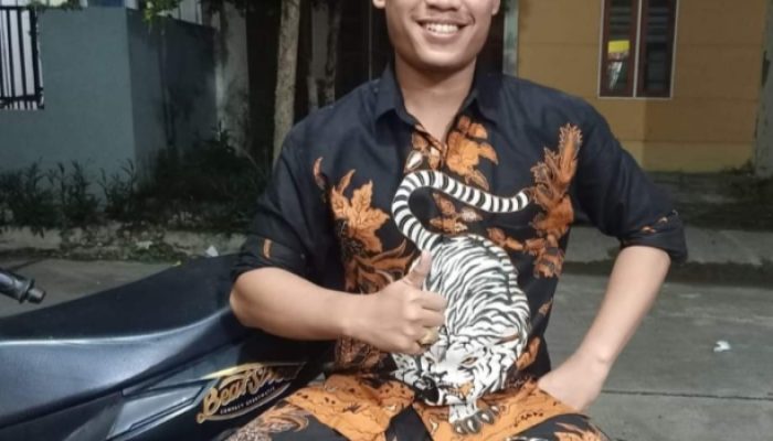 Warga Desa Karang Anyar Kecamatan Karang Bahagia Kabupaten Bekasi, Dihebohkan Oleh Teror Penelepon Gelap.