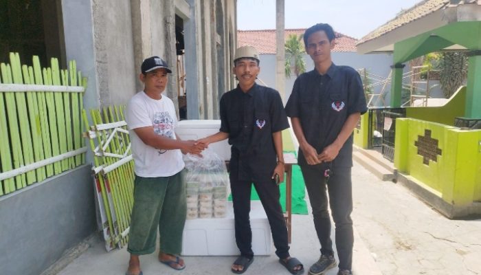 Menebar Kebaikan dengan Berbagi Makanan dalam Kegiatan Jum’at Berkah
