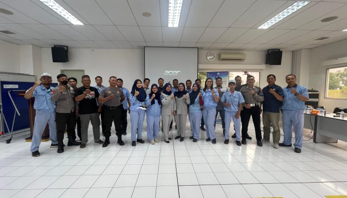 Satlantas Polres Karawang Sosialisasi Safety Riding Kepada Karyawan PT. Sakae Riken Indonesian