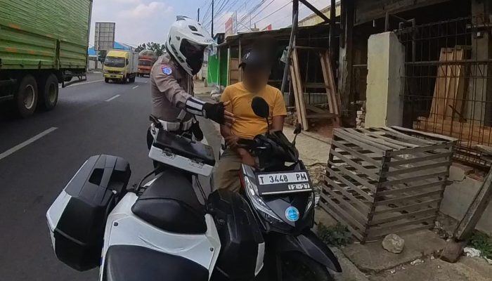 Upaya Polantas di Karawang, Tegur Pelanggaran di Jalan Raya