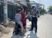 Polantas di Karawang Tegur Pengguna Sepeda Listrik yang Dipakai di Jalan Raya