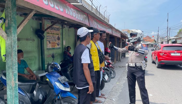 Polantas di Karawang Ajak Komunitas Opang untuk Tertib Berlalu Lintas