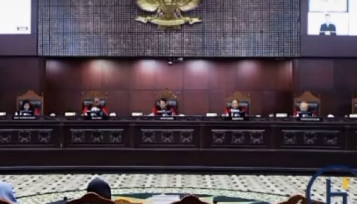 MK Tegaskan Penjabat Negara hingga Kepala Desa Harus Netral, Pelanggaran Dapat Berujung Sanksi.