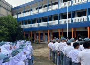 Polantas di Karawang Menggelar Police Goes to School, saat Menjadi Irup di SMK Teknologi