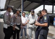 Dalam Rangka Ops Lilin Lodaya, Satlantas Polres Karawang Gelar Ramp Check Kelayakan Otobus