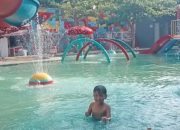 Waterboom Delong Karawang Rame Pengunjung Saat Akhir Pekan Dan Libur Nasional