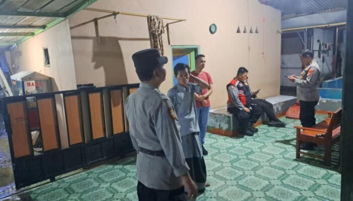 Respon Cepat Polisi, Satroni Lokasi Pelemparan Baru oleh OTK di Telukjambe Timur