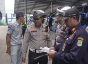 Jelang Pam Long Weekend, Satlantas Polres Karawang Uji Kelayakan Otobus