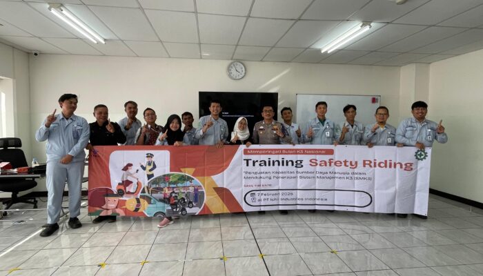 Unit Kamsel Satlantas Polres Karawang Sosialisasi Safety Riding Kepada Karyawan/i PT. ICHII