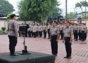 Bukti Dedikasi Anggota, Polres Karawang Gelar Upacara Kenaikan Pangkat Anggotanya